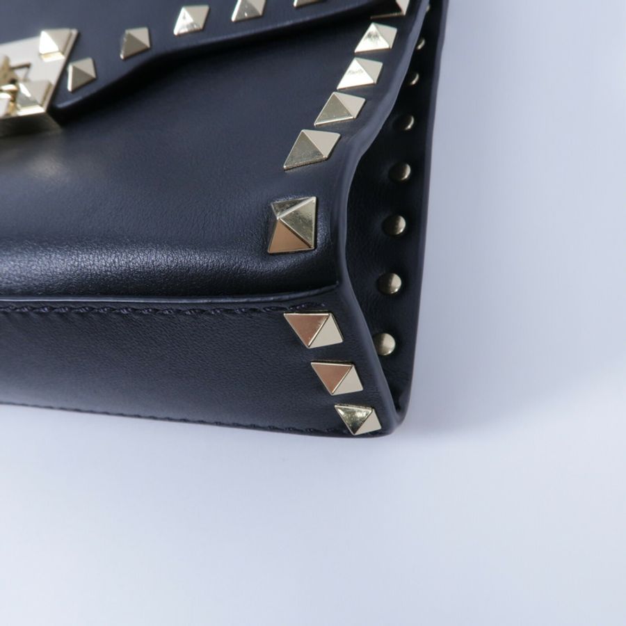 Valentino 牛皮皮革Rockstud Corssbody肩背袋-9