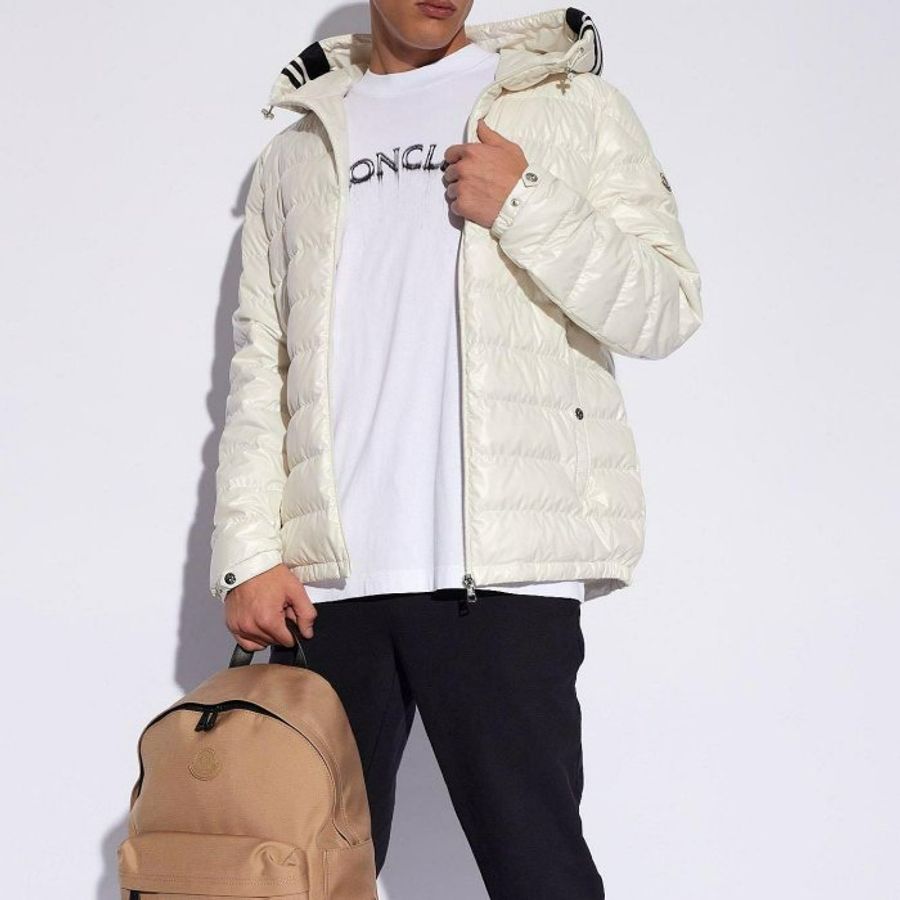 💎Han's house精品服飾💎 moncler Cornour 羽絨 連帽 外套 可水手洗 現貨 2/3/4原價52800-2