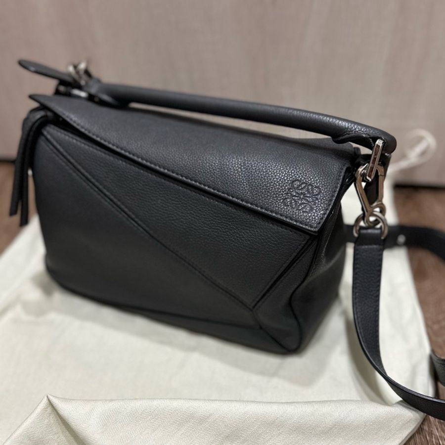 Loewe puzzle small-5