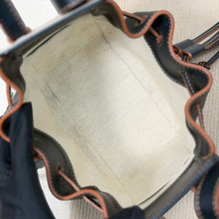 🏷Loewe 羅意威．Mini Hammock 吊床包/客人寄賣-25