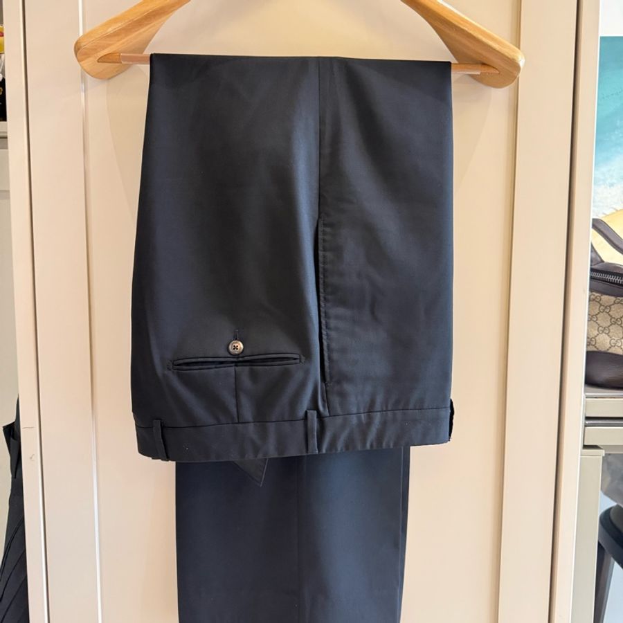 Saint Laurent 👍🏻YSL 黑色西褲，100%Real正貨-0