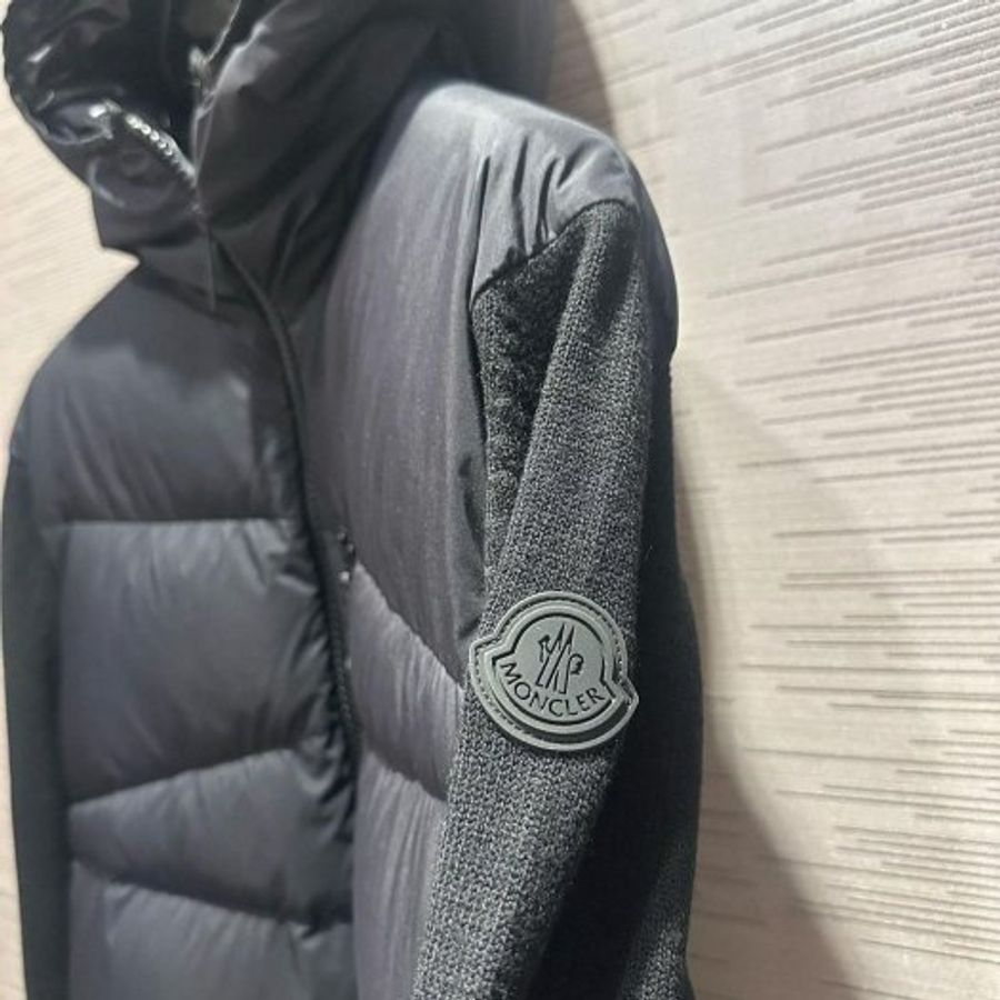 💎Han's house精品服飾💎moncler 拼接 羽絨 連帽 外套 可手水洗 現貨  L 原價48500-1