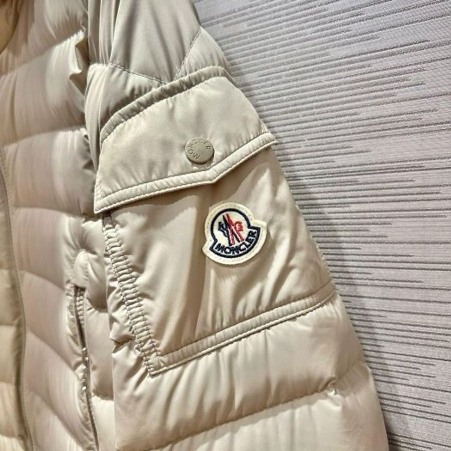 💎Han's house精品服飾💎MONCLER Galion 羽絨 連帽 外套 現貨 L  原價53800-3