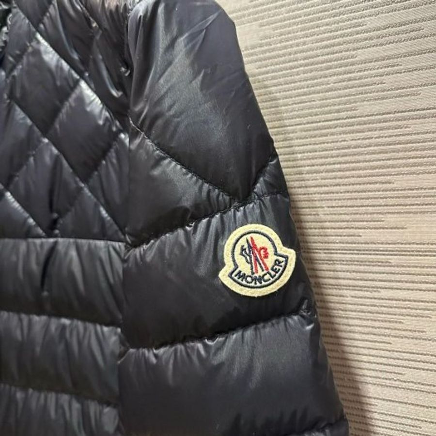 💎Han's house精品服飾💎moncler Benamou 羽絨 騎士 外套 深藍 現貨 7 原價 48100-3