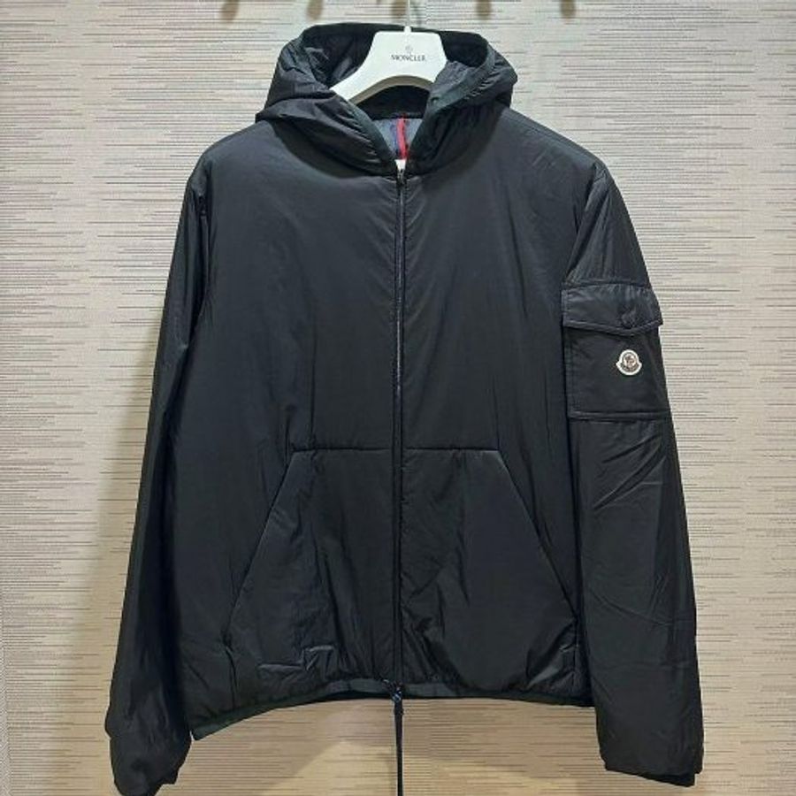 💎Han's house精品服飾💎moncler Monteynard 防風 防水 風衣 內 羽絨 連帽 外套 現貨 2 原價55700-0