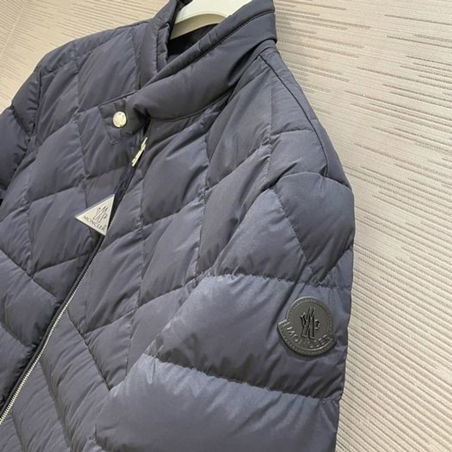 💎Han's house精品服飾💎 moncler CHOQUART 黑牌 消光 羽絨 騎士 外套 現貨 4原價 46000-1