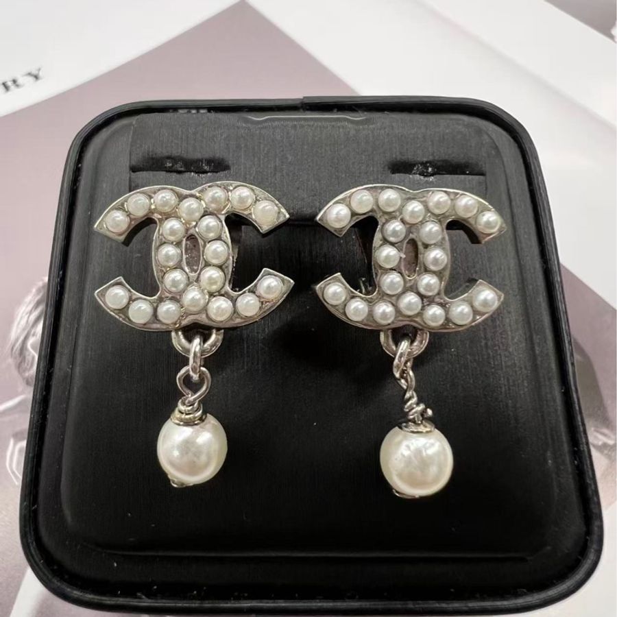 Chanel earrings silver in metal-0