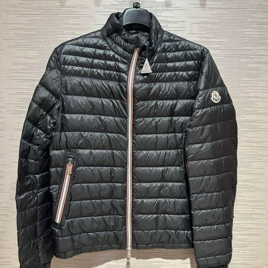 💎Han's house精品服飾💎Moncler Daniel 羽絨 外套 黑 可手水洗 現貨 1/2 原價47000-6