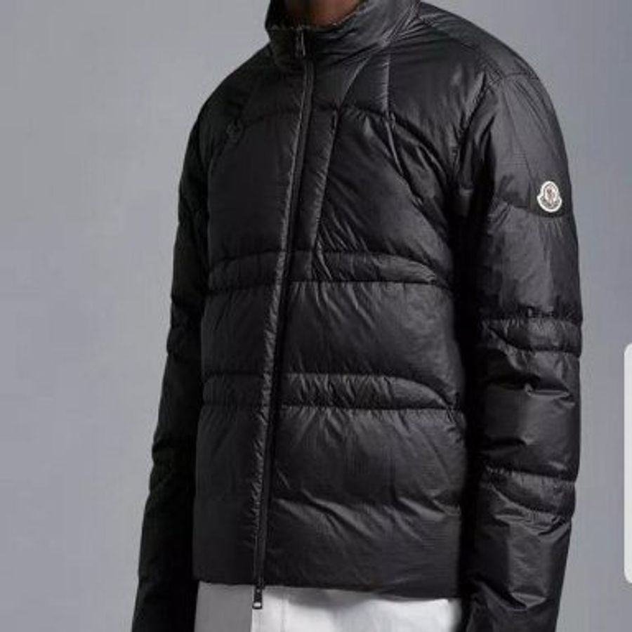 💎Han's house精品服飾💎moncler Biham 消光 羽絨 外套 可水手洗 現貨 2/3/4原價 41300-5