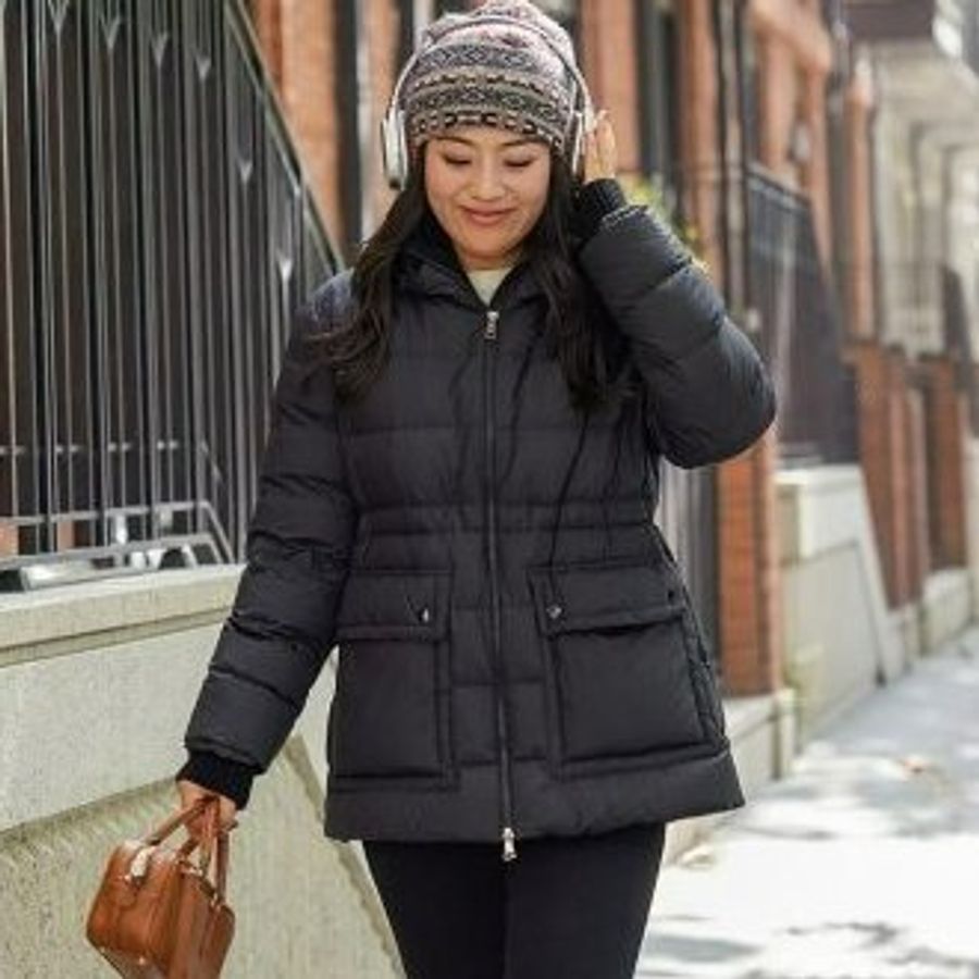 💎Han's house精品服飾💎MONCLER Pasenza 中版 羽絨 外套 現貨 青年款 原價41000-0