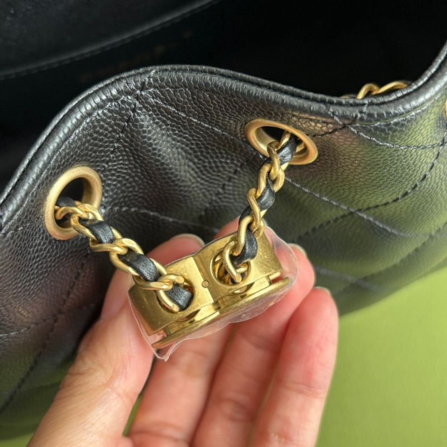 ::CHANEL:: 25 迷你包 AS5631 黑荔枝金釦25包 MINI HOBO 2025/26 Cruise-8