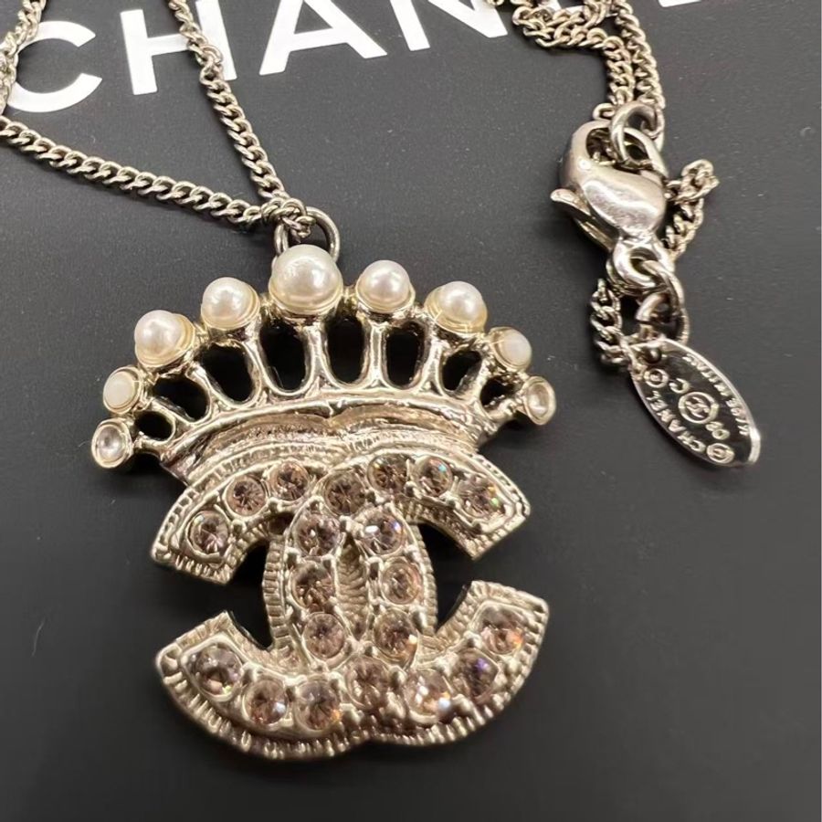 Chanel 珍珠皇冠項鍊(粉水鑽）-7