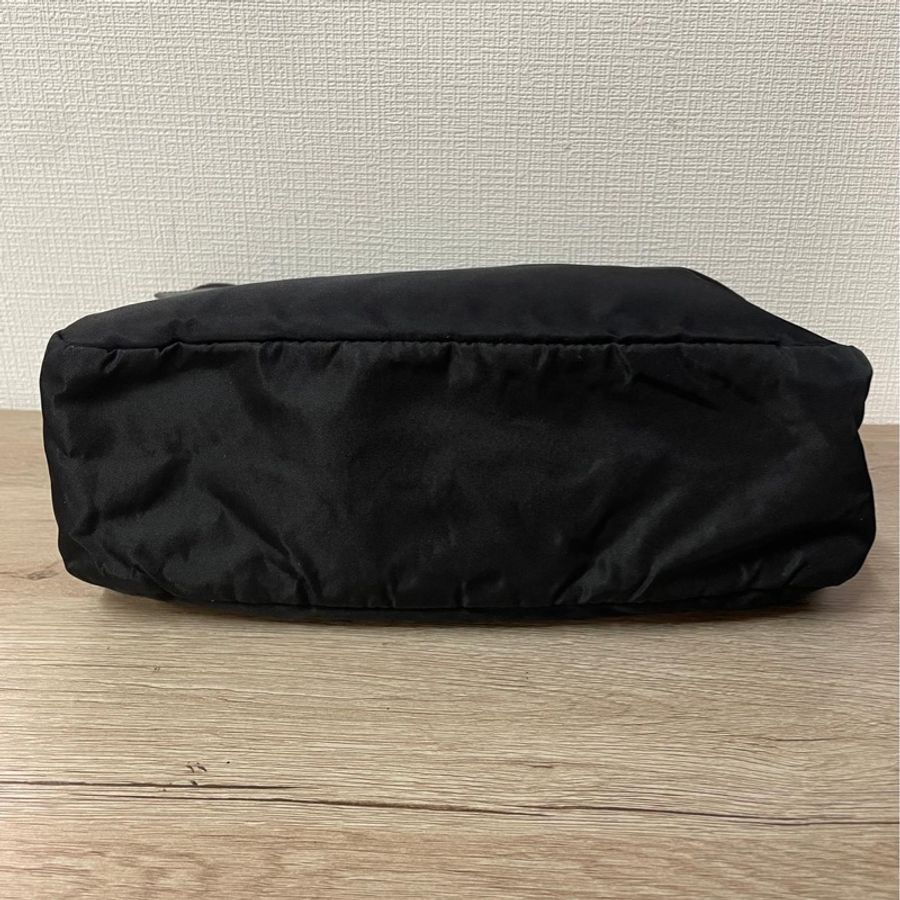 Prada 降落傘托特包（附保卡）-8