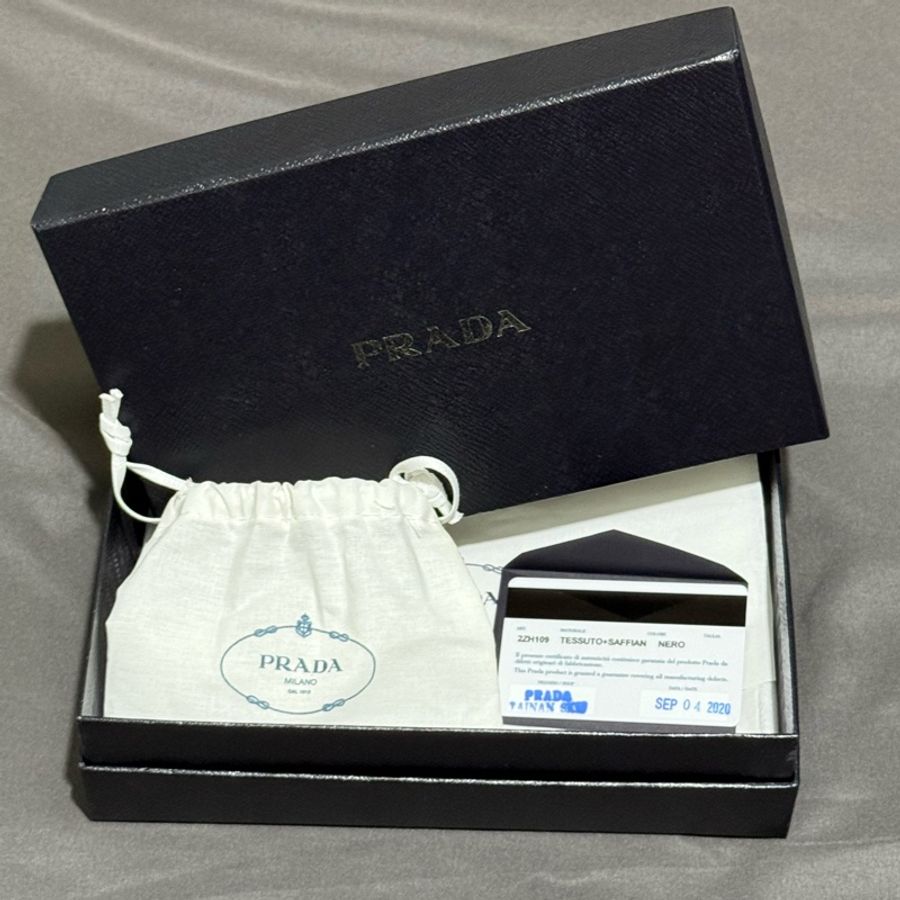 Prada-5