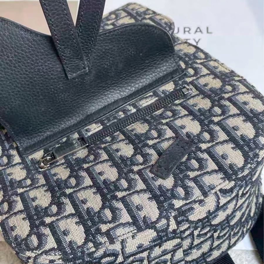 垂直入坑😍限時超低價✨Dior迪奧oblique刺繡老花迷你翻蓋馬鞍後背包雙肩包-14
