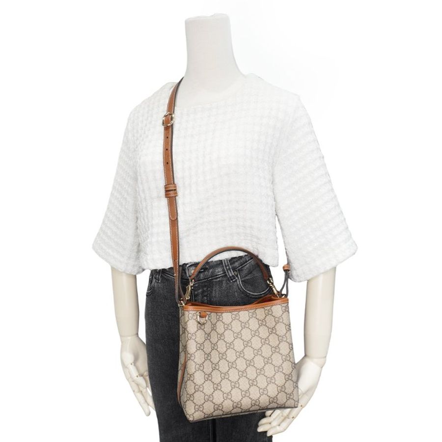 Gucci 展示品 GG Emblem 帆布拚牛皮水桶二用包(815118-咖)-6