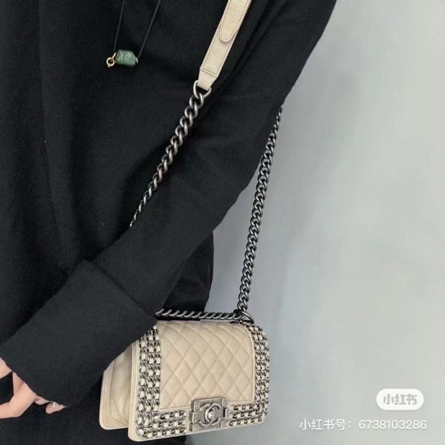 Chanel Leboy鏈條包小號 杏色銀扣 牛皮20*12*7  9新 配件塵袋-0