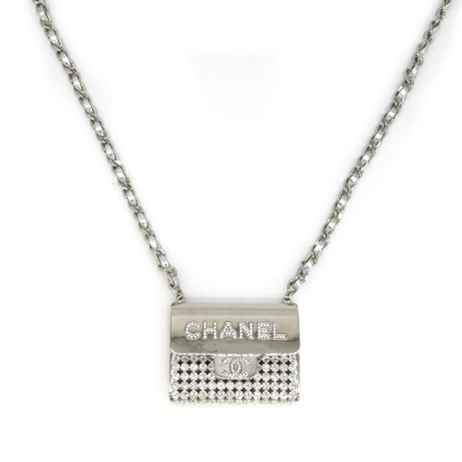 Chanel 展示品 皮穿鍊水鑽掀蓋迷你斜背包吊飾(銀)-1