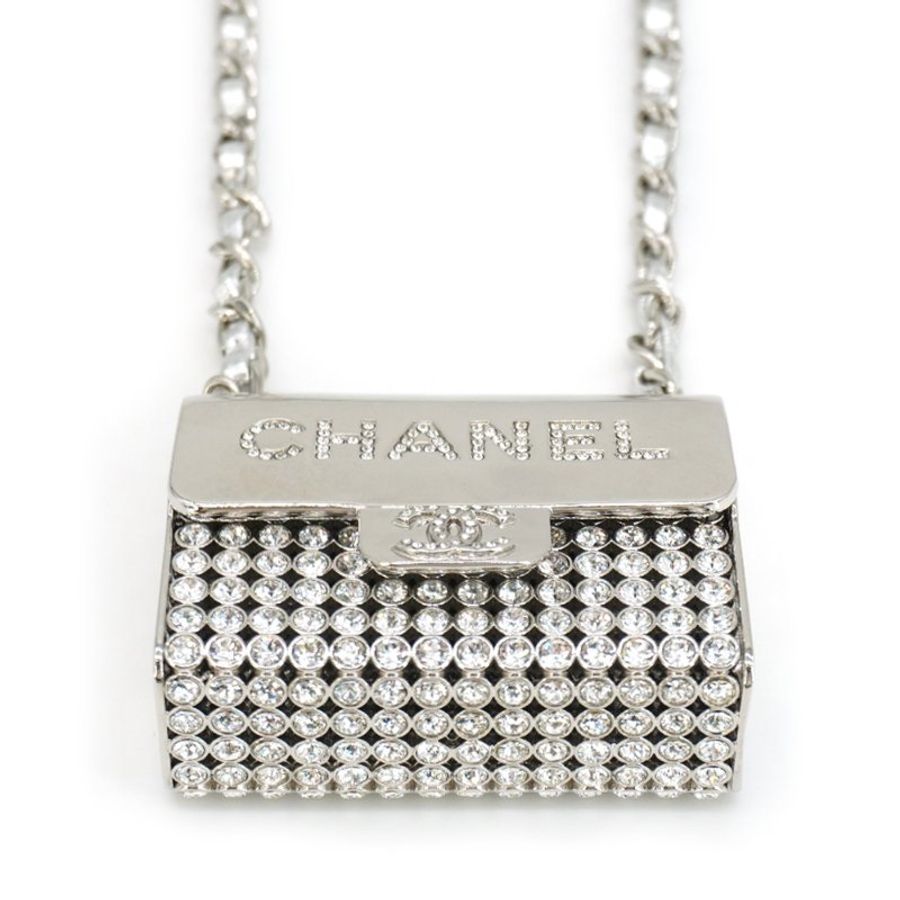 Chanel 展示品 皮穿鍊水鑽掀蓋迷你斜背包吊飾(銀)-3