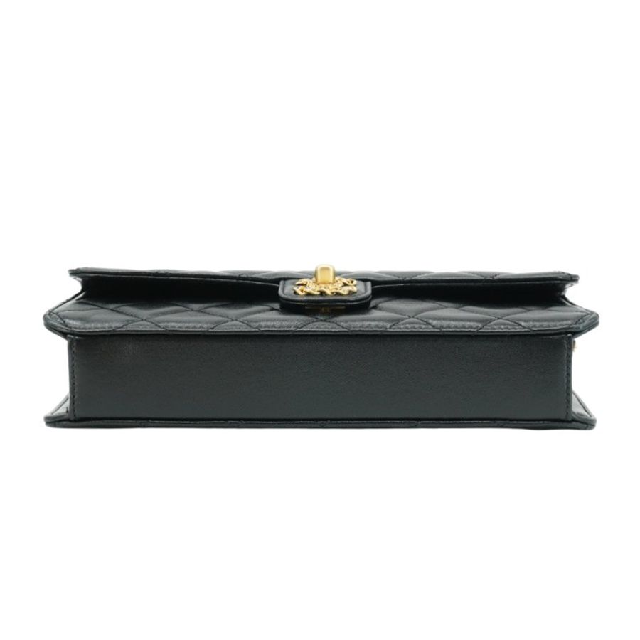 Chanel 展示品 金雙C菱格羊皮翻蓋斜背包(AS4053-黑)-4