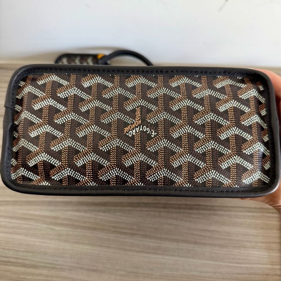 Goyard 的托特包 Anjou Mini 黑色-7
