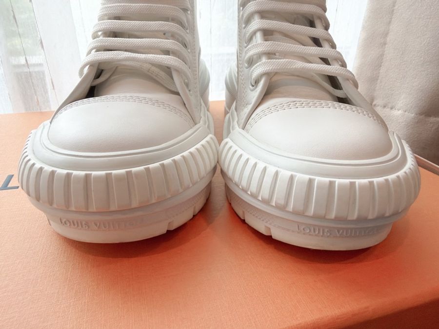 二手精品自賣❤️LV高筒老花皮標logo小白鞋.高筒鞋.餅乾鞋👟小增高效果.35號.全配-7
