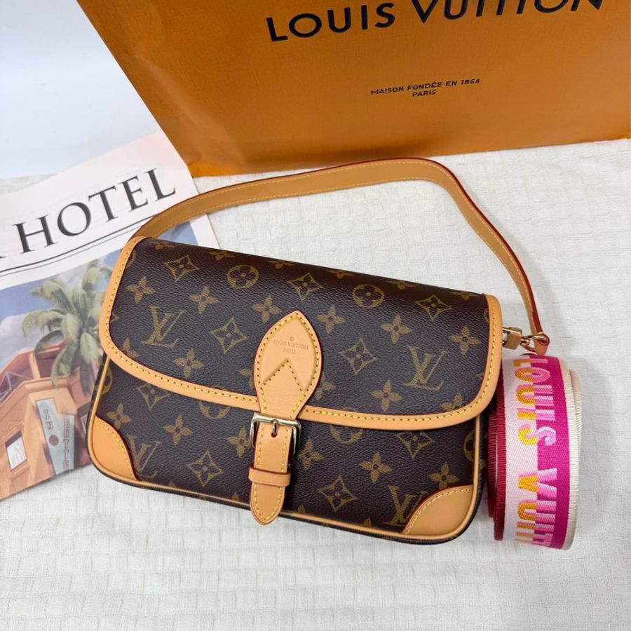 LV Diane 法棍包-0