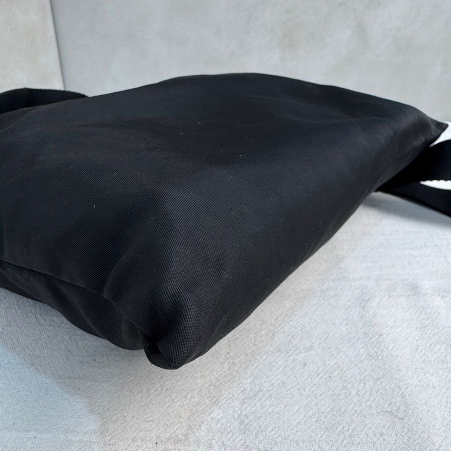 【赫蒂國際精品】Prada 普拉達 黑色尼龍斜背包 vintage-12