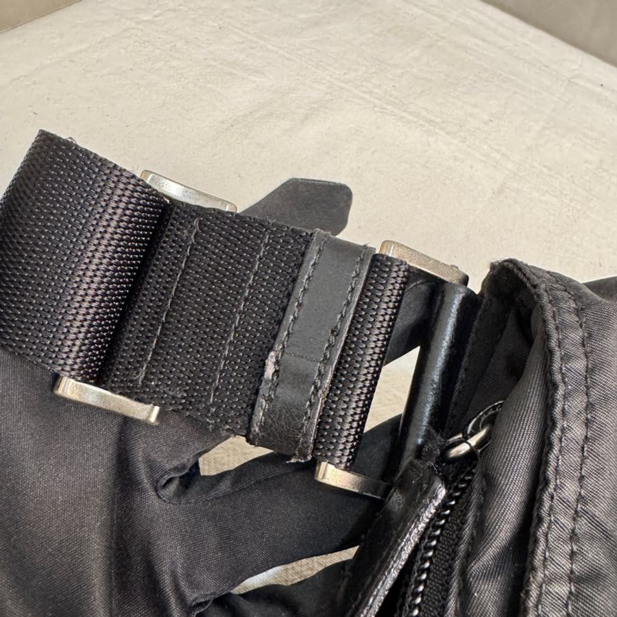 【赫蒂國際精品】Prada 普拉達 黑色尼龍斜背包 vintage-17