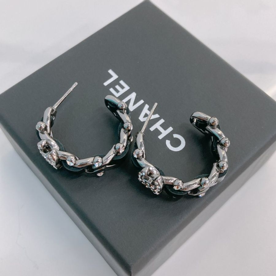 MS0720 Chanel 香奈兒雙C牛皮銀扣耳環 CC Logo Hooping Chain and Calfskin Black x PHW-5