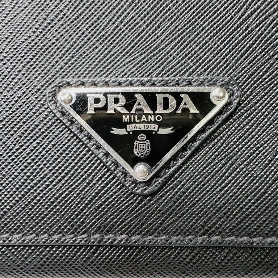 PRADA Saffiano皮革斜背包-6