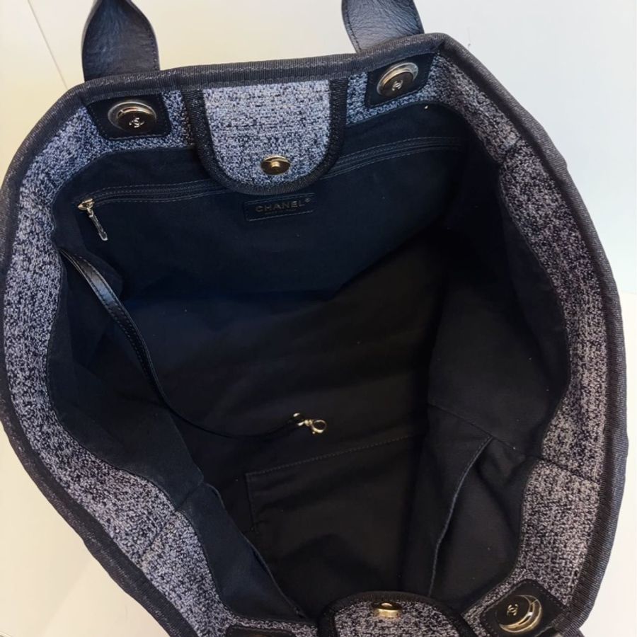 Chanel Deauville tote-5