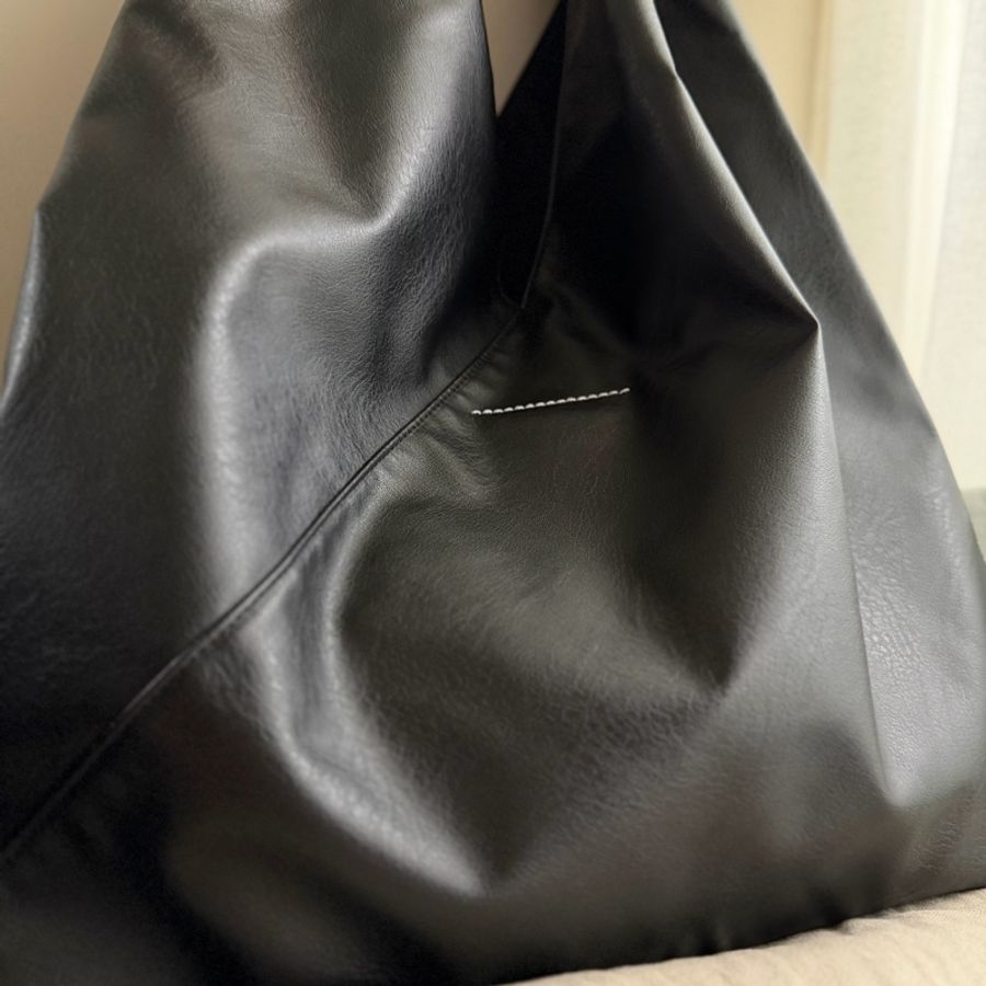 MM6 Maison Margiela 🌫️Japanese bag 經典三角包 Medium 皮革紋-5