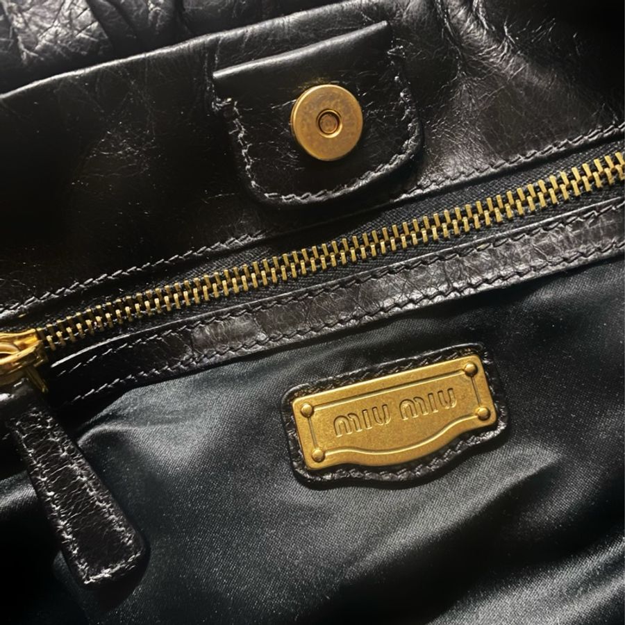 Miumiu黑色油蠟兩用包 斜背包 手提包-12
