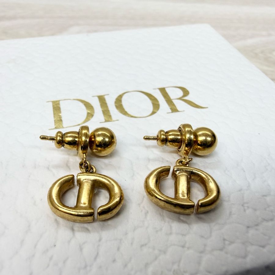 DIOR質感美🤍金色CD Navy 耳環-5