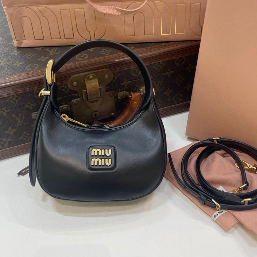 99新 Miumiu繆繆 hobo腋下包 小號-0
