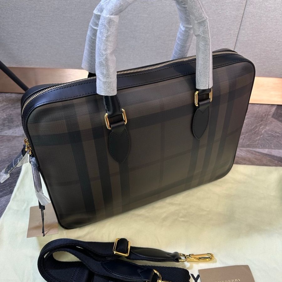 Burberry 博柏利 London 經典格紋公文包 手提單肩斜挎包 PVC拼皮革-2