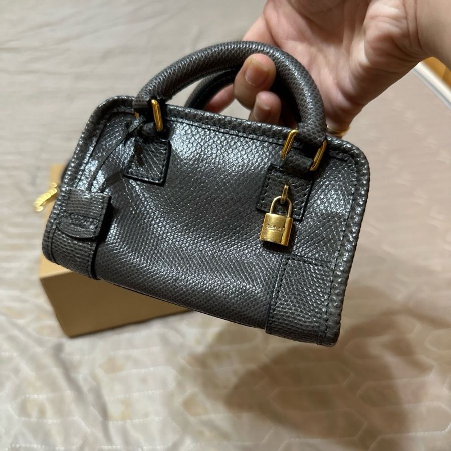 Loewe水蛇皮 迷你包-3