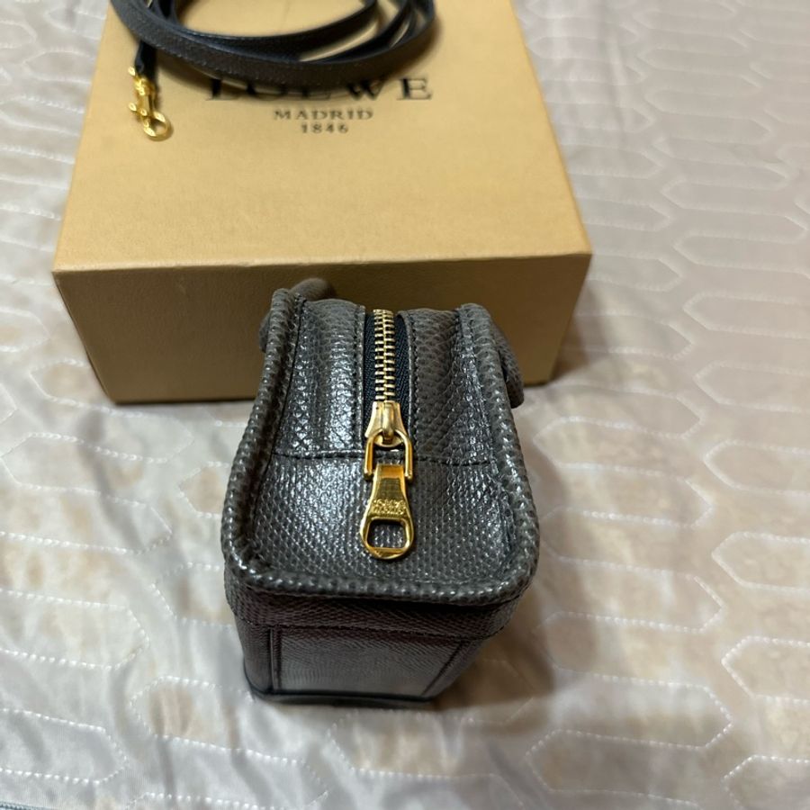 Loewe水蛇皮 迷你包-14