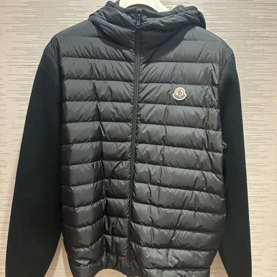 💎Han's house精品服飾💎moncler 拼接 羽絨 連帽 外套 現貨 XXXL 原價39900-1