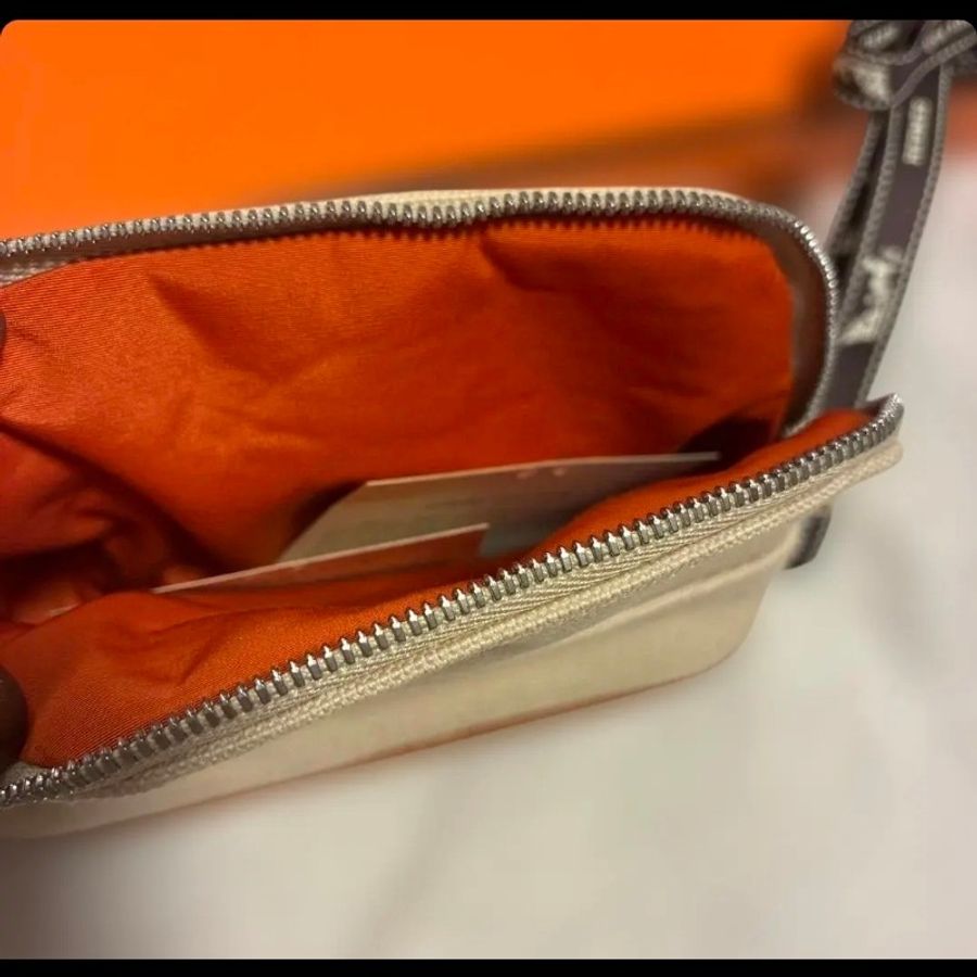 全新未使用 Hermes Bolide Mini 收納包 米色-19