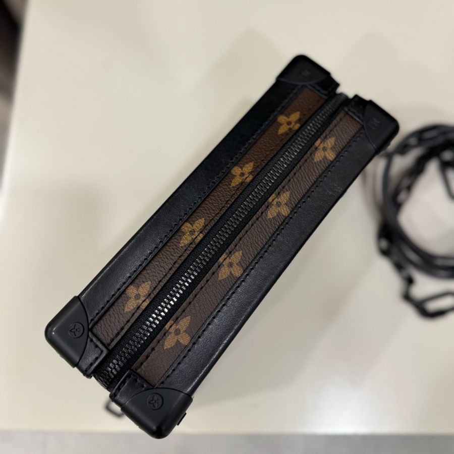 (經典美包🫶🏻）LOUIS VUITTON路易威登LVSoft Trunk Monogram Tuftage 單肩包-2