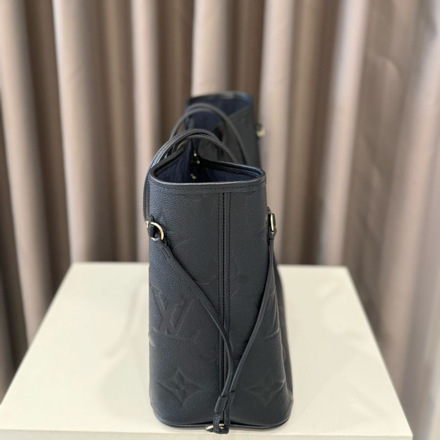 (全新閒置未用)Louis vuitton路易威登Lv neverfull MM經典黑壓紋托特包-3