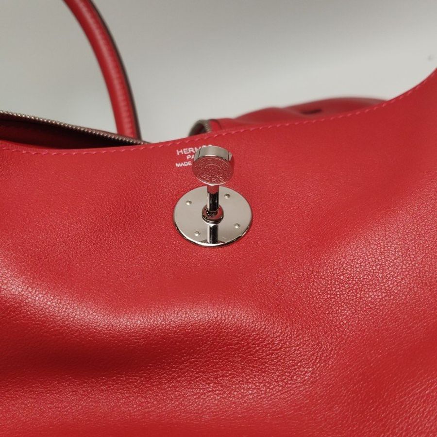 Hermes Lindy26旋扣單肩包Swift牛皮銀扣Q5國旗紅X刻-12