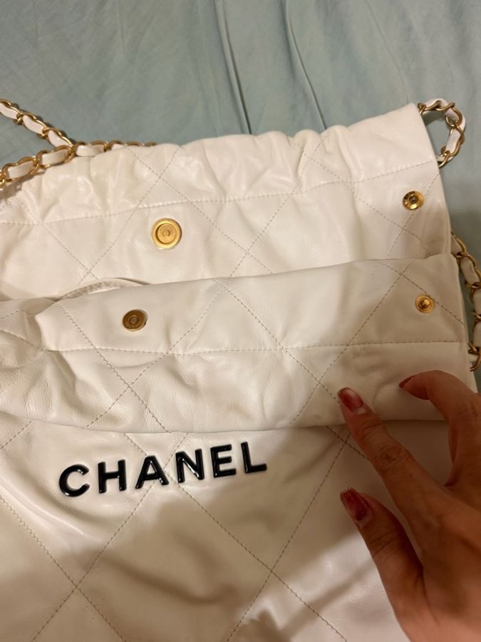 Chanel 22bag 小號 扣子膠膜還未撕-23