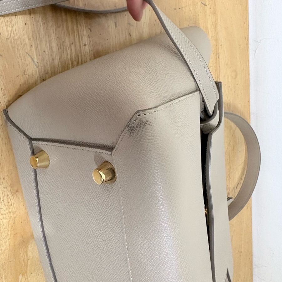 Celine belt bag mini 鯰魚包 肩背手提 米灰色-7