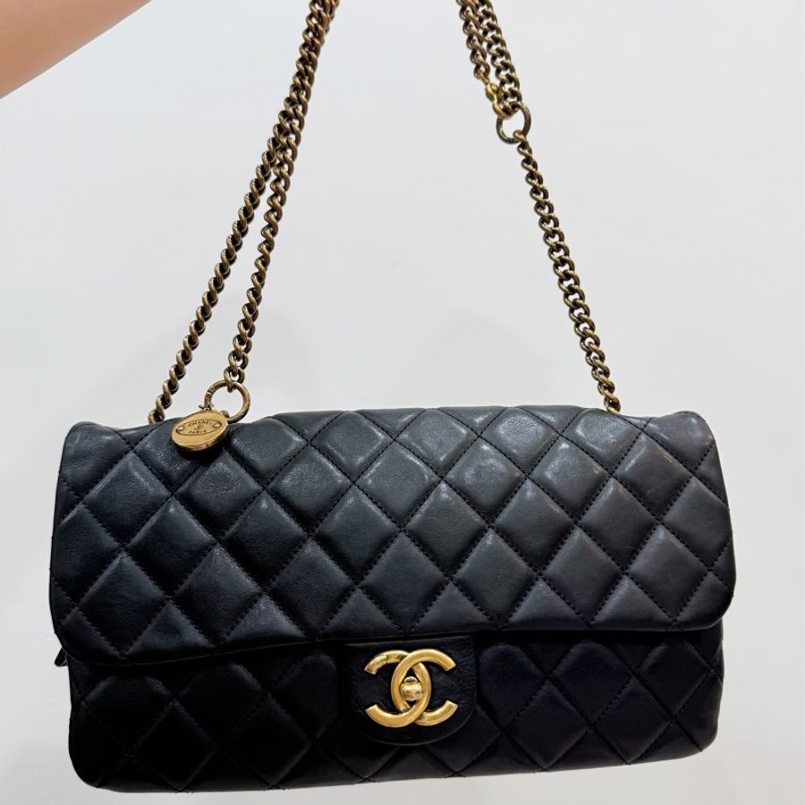 Chanel 香奈兒 秀款 黑金 CF 錢幣 金幣 鍊條包 斜背包 側背包 肩背包 手提包-5