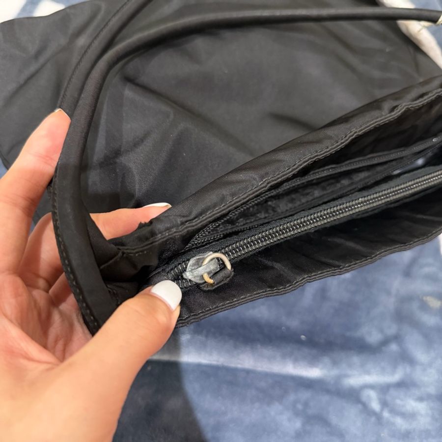 Prada Vintage 黑色中古包 降落傘托特包-16