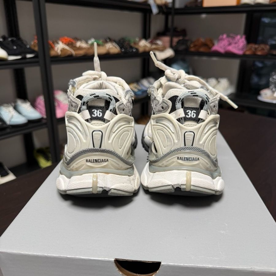Balenciaga巴黎世家runner黑白做舊運動鞋 36碼-2