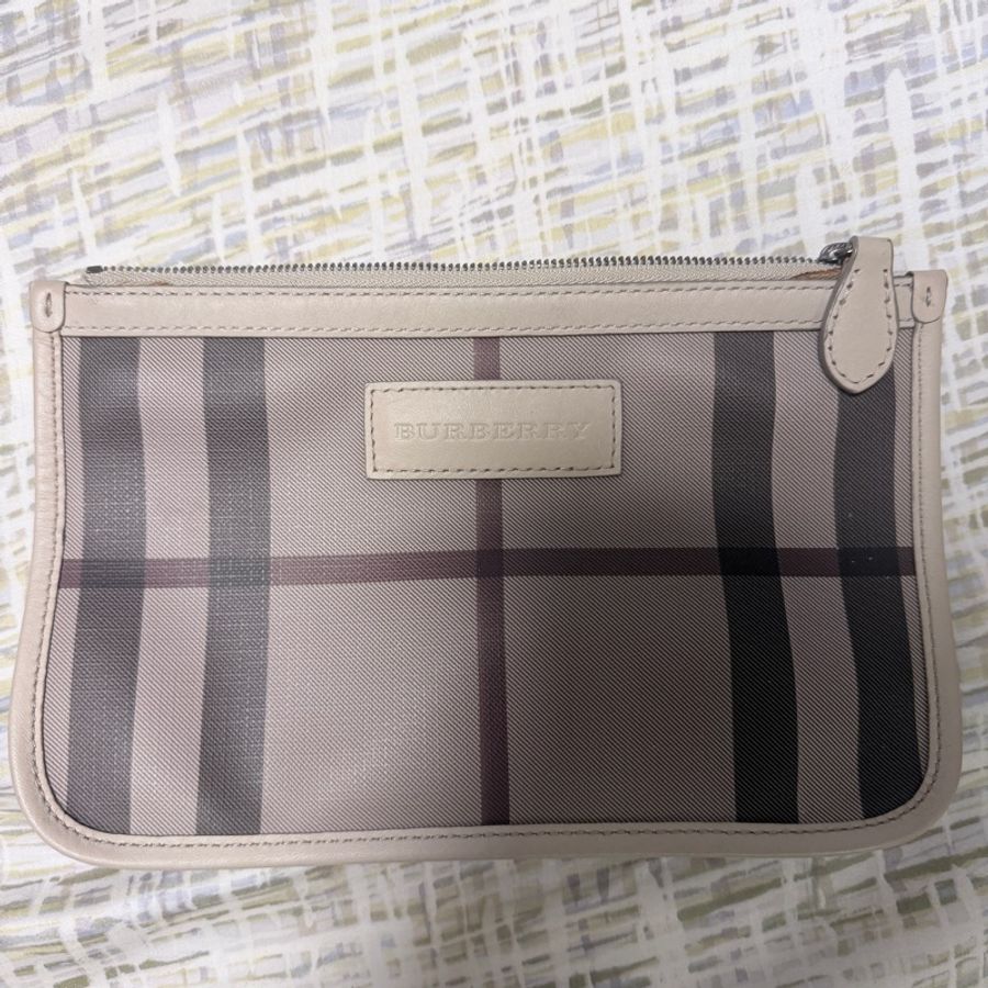 Burberry 奶茶色格紋托特包大容量 塗層防刮防潑水很耐用-16